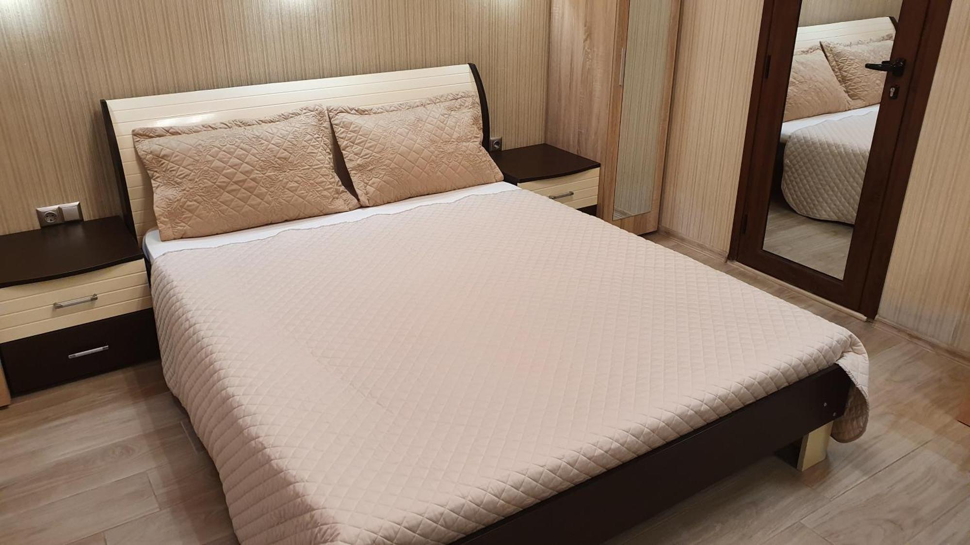 Deluxe Center * Burgas